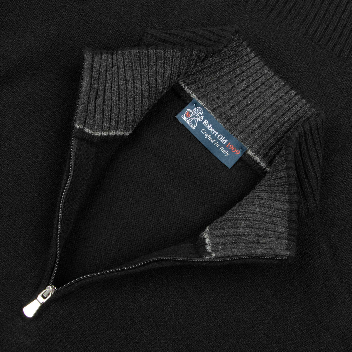 Black Contrast Virgin Wool & Cashmere Zip Neck Sweater KNITWEAR Robert Old