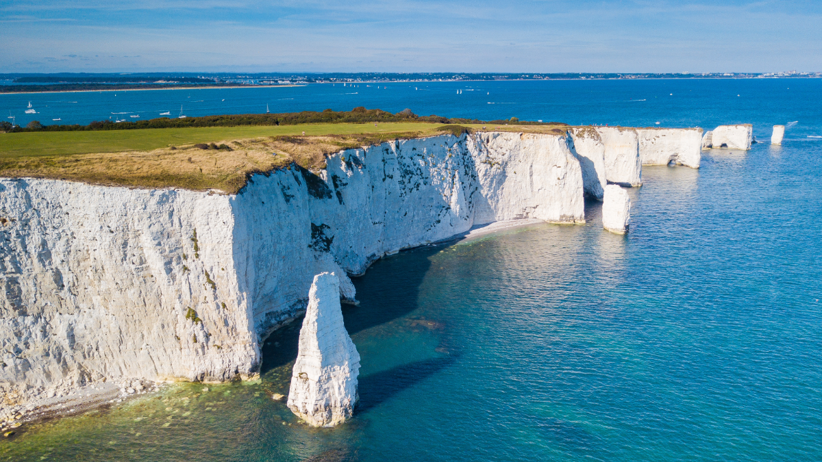 Discover Robert Old in bournemouth New season spring summer 