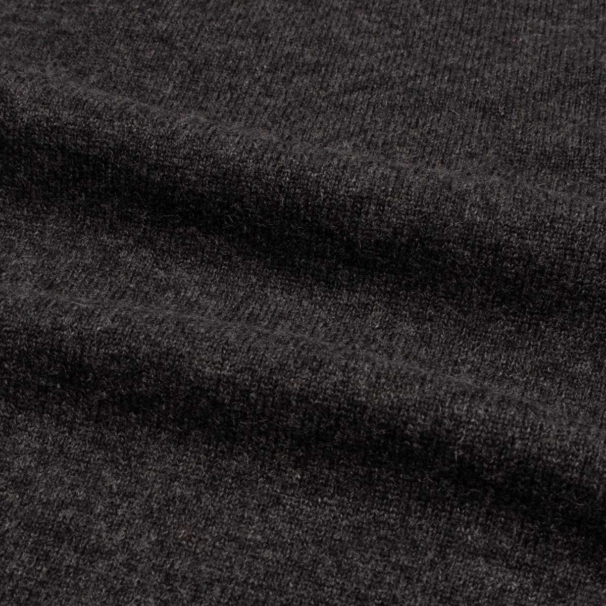 Robert Old - Charcoal Beaulieu Cashmere Sleeveless Cardigan CASHMERE Robert Old