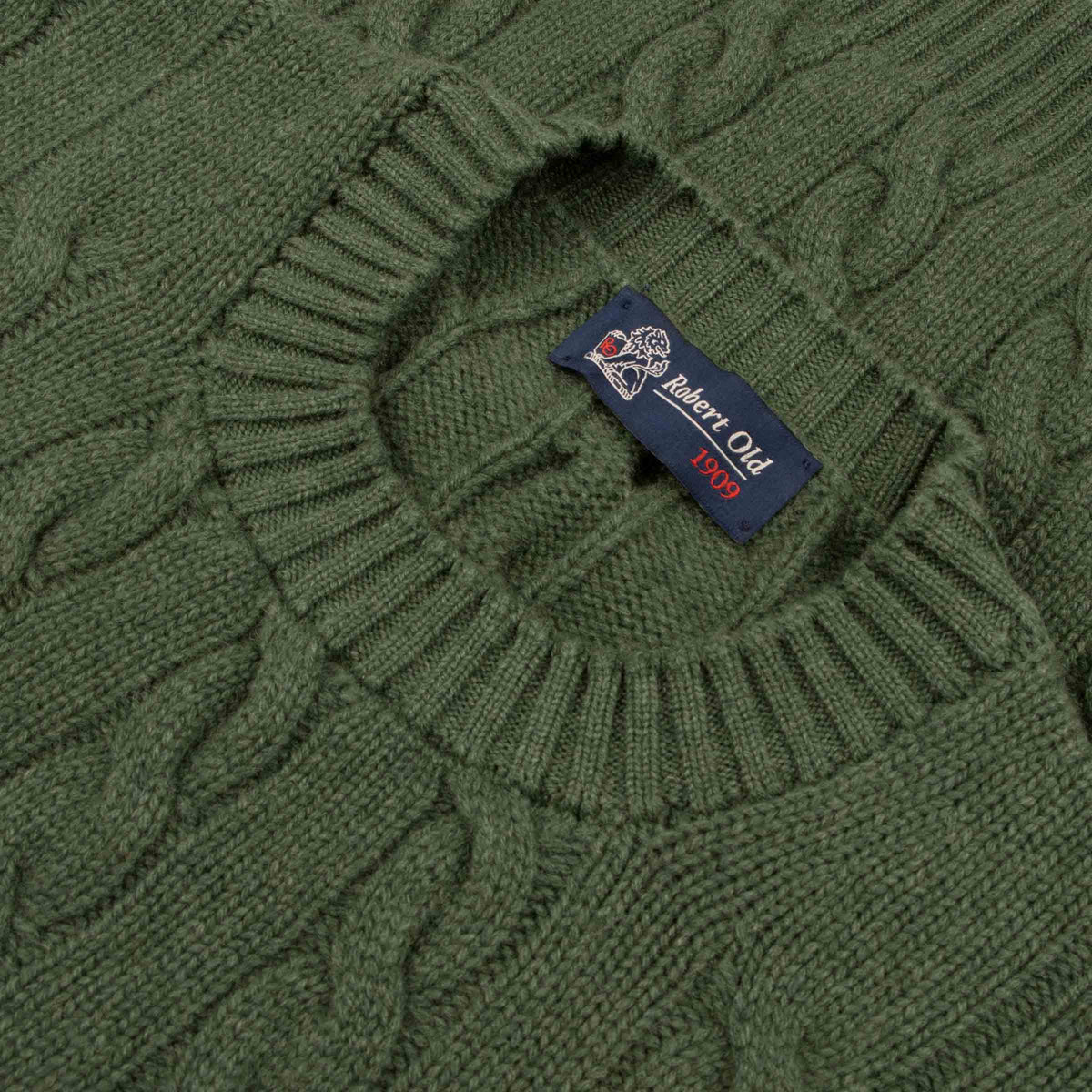 Serpentine Green Rothesay 4ply Cable Crew Cashmere Sweater CASHMERE Robert Old