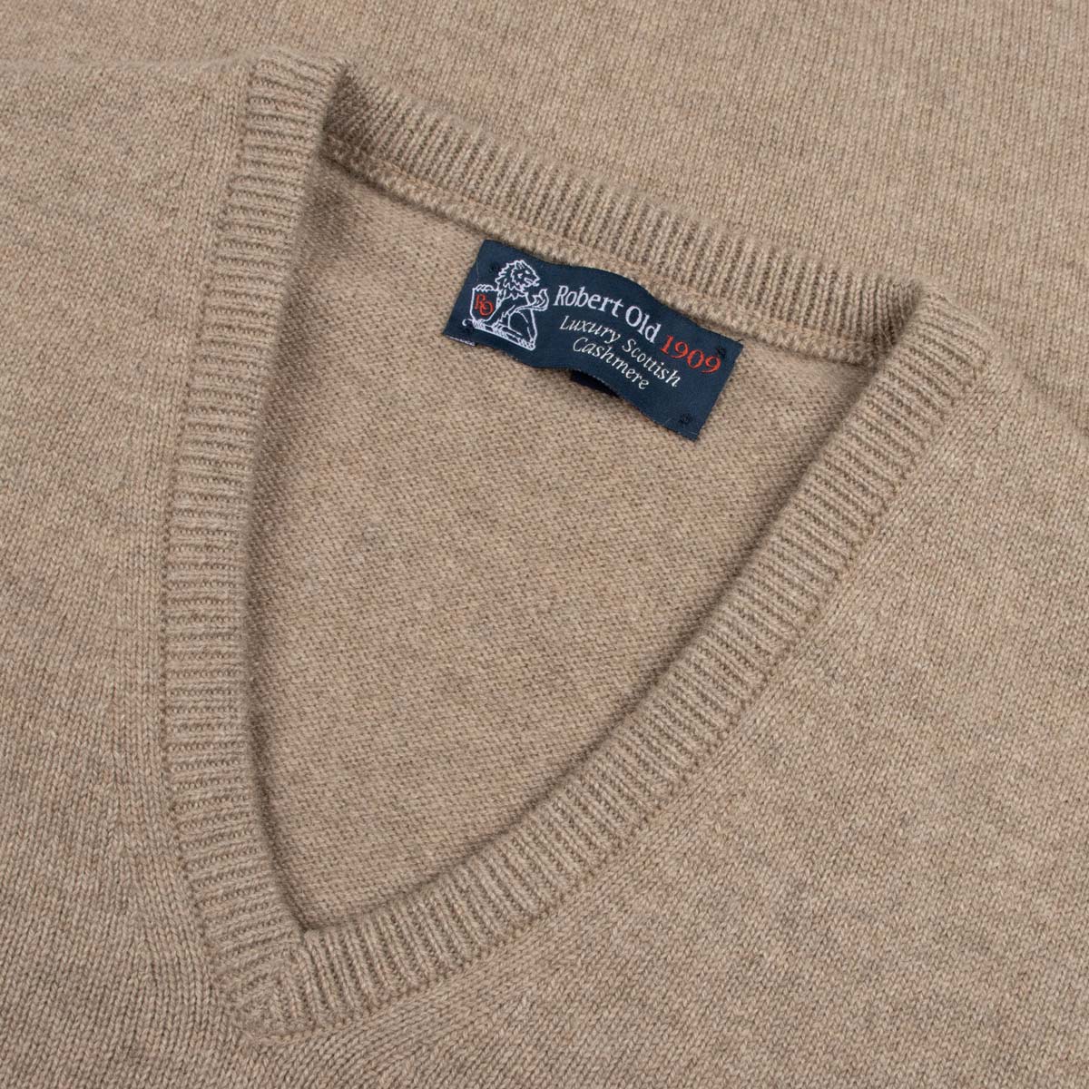 Robert Old - Stoneage Tobermorey 4ply V-Neck Cashmere Sweater CASHMERE Robert Old