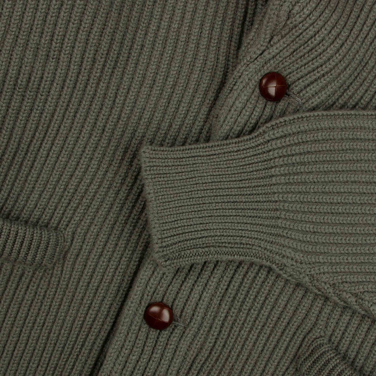 Dunkel-natürlicher Colonial 8-fädiger Kaschmir-Schal-Cardigan