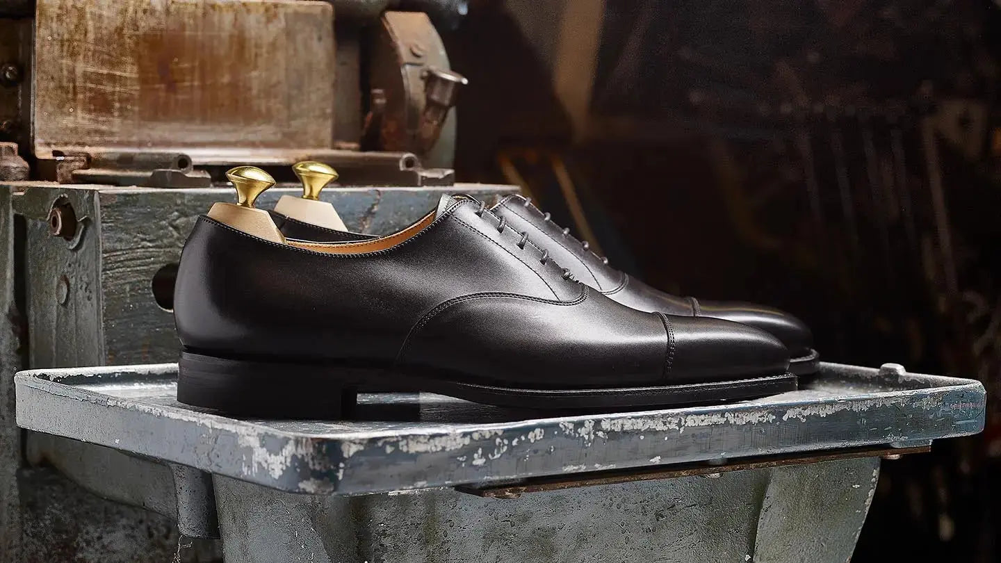 Crockett &amp; Jones - Hallam Black Calf Oxford Shoes - E Fitting SHOES Crockett &amp; Jones