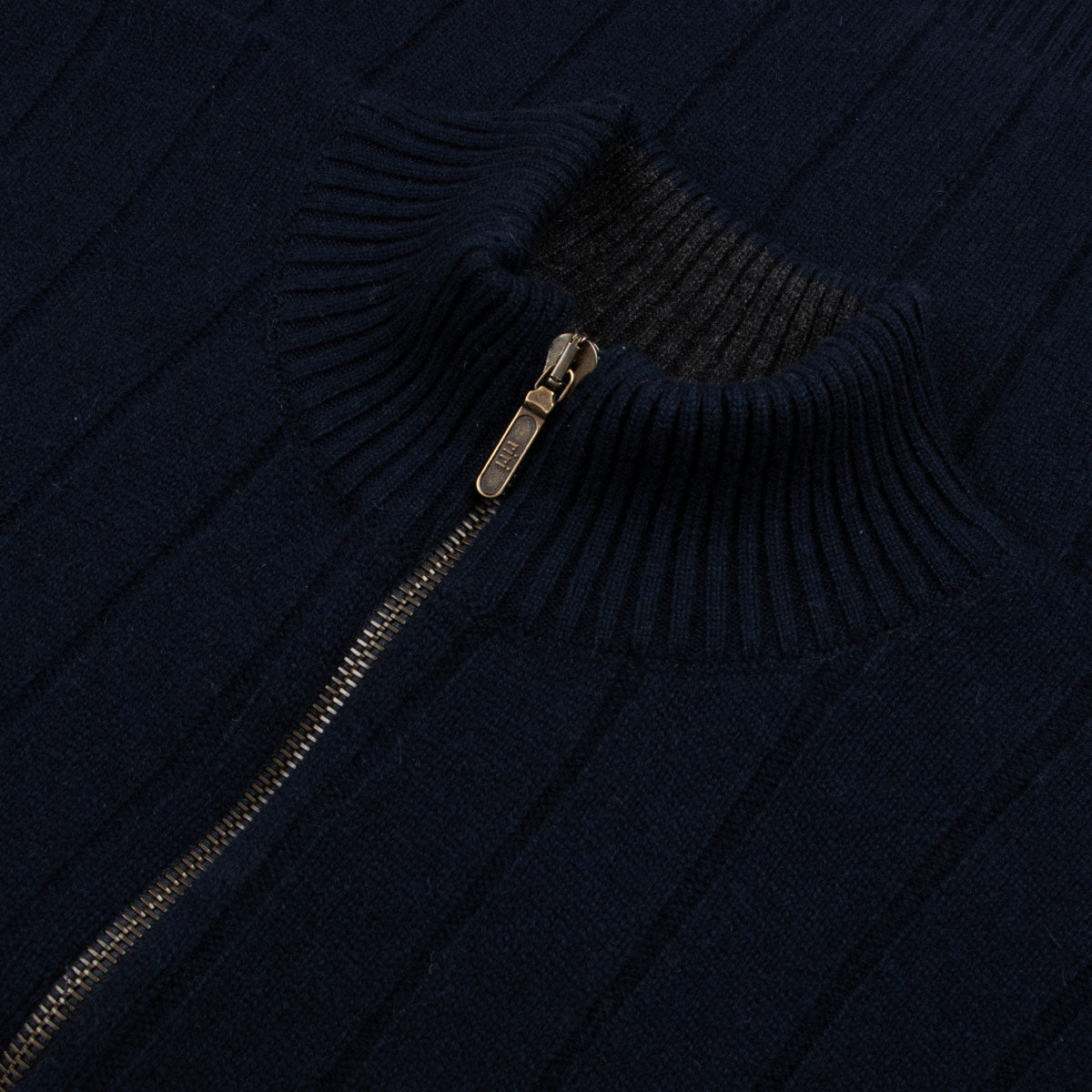 Robert Old - The Wellington Cashmere Ribbed Zip Neck Sweater - Nero Navy / Charcoal CASHMERE Robert Old