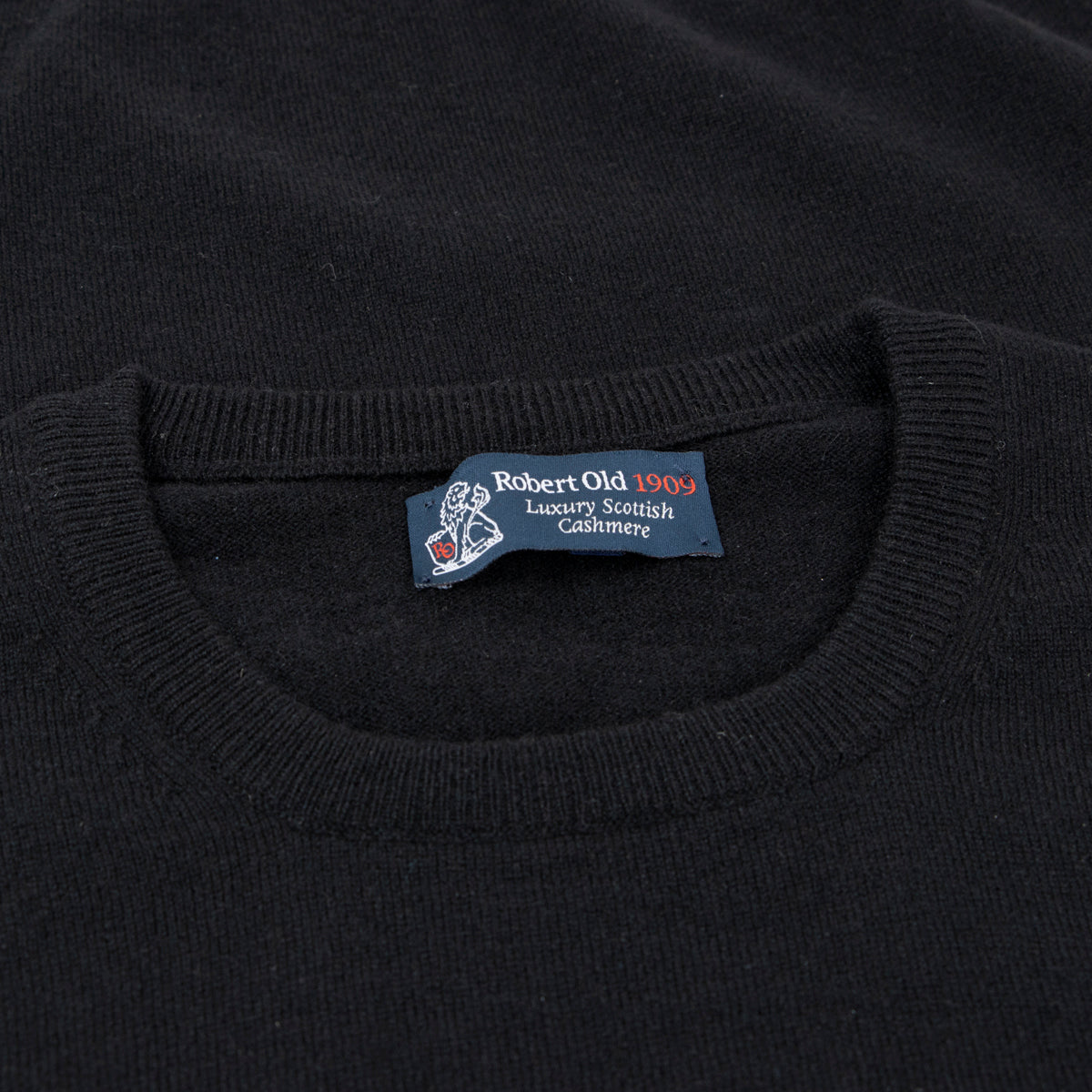 Black Highclere Cashmere Crew Neck Sweater CASHMERE Robert Old