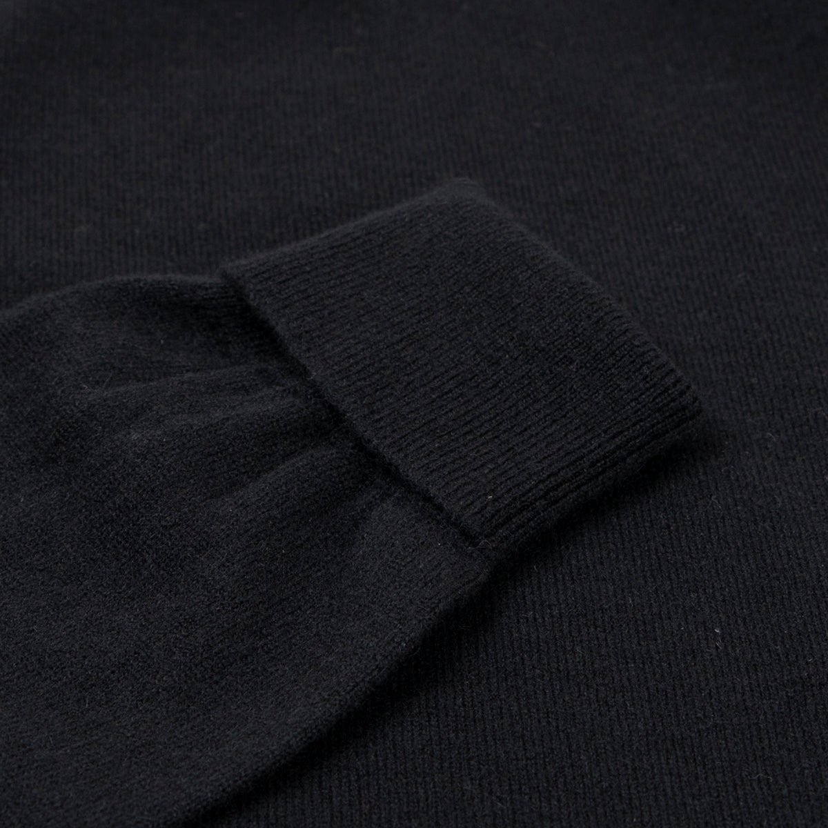 Black Highclere Cashmere Crew Neck Sweater CASHMERE Robert Old