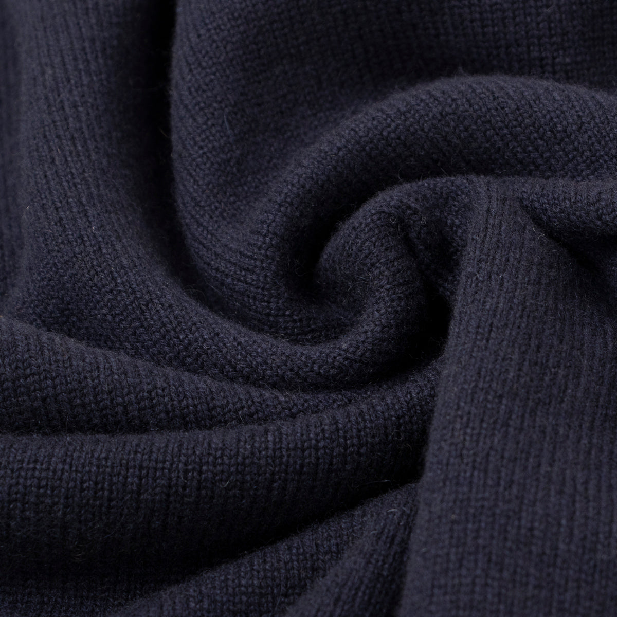 The Barra 4ply Full Zip Cashmere Cardigan - Dark Navy/Lapis Suez CASHMERE Robert Old
