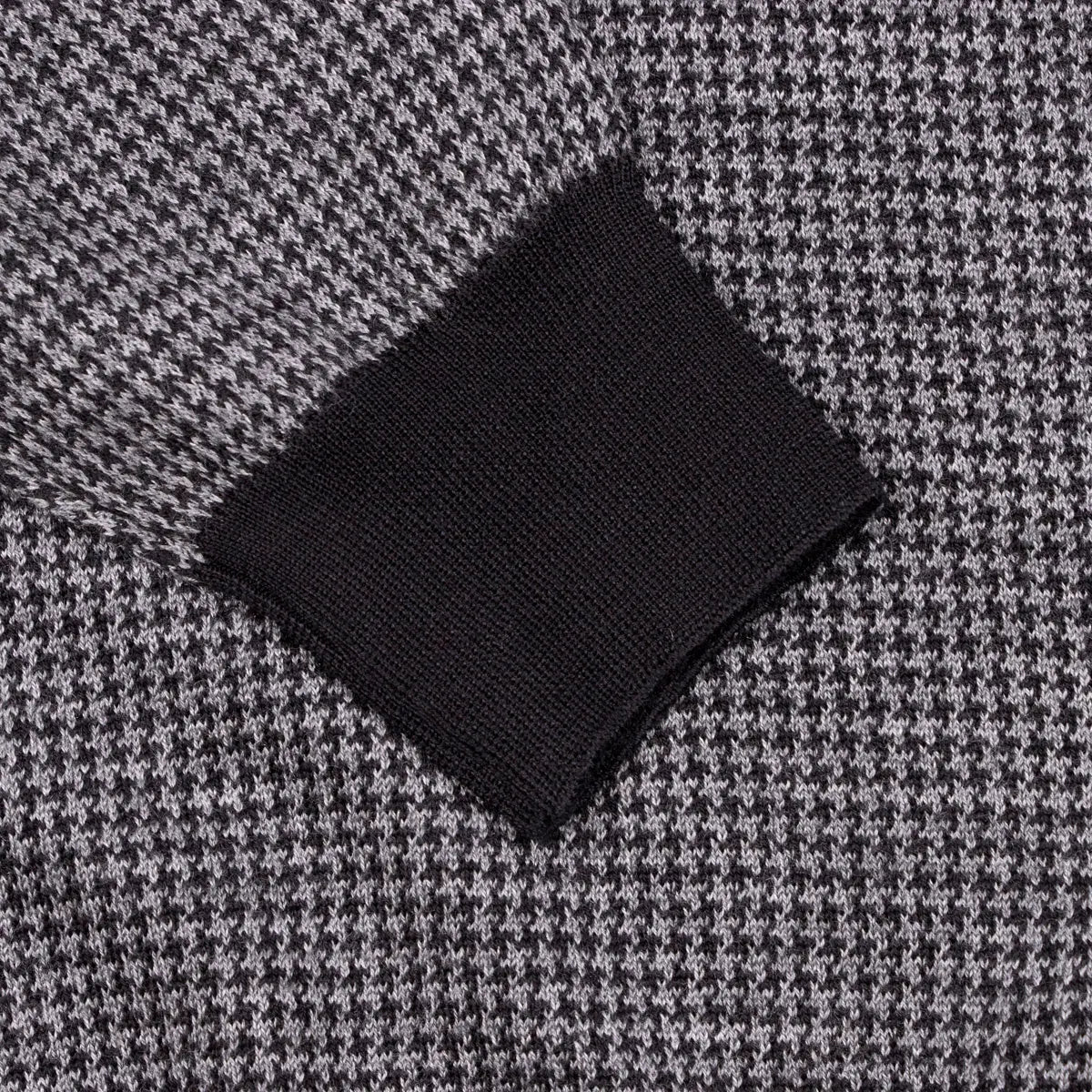 Grey Dogtooth Cashmere & Silk Zip-Neck Polo KNITWEAR Robert Old