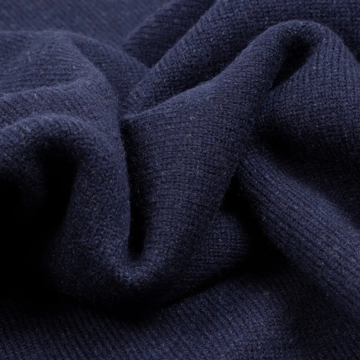 Navy Wool & Cashmere Blend Crewneck Jumper KNITWEAR Robert Old